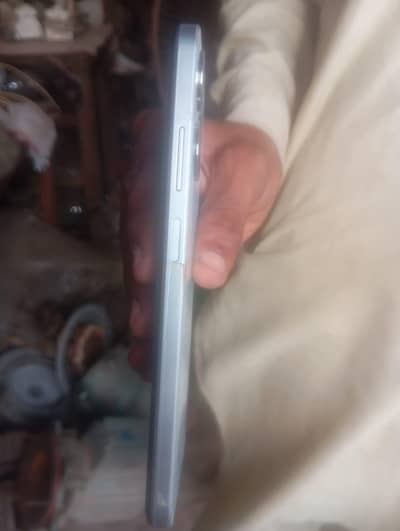 Infinix Hot 30 Play