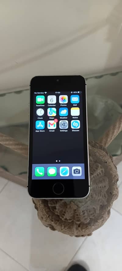 Apple iPhone SE 2016