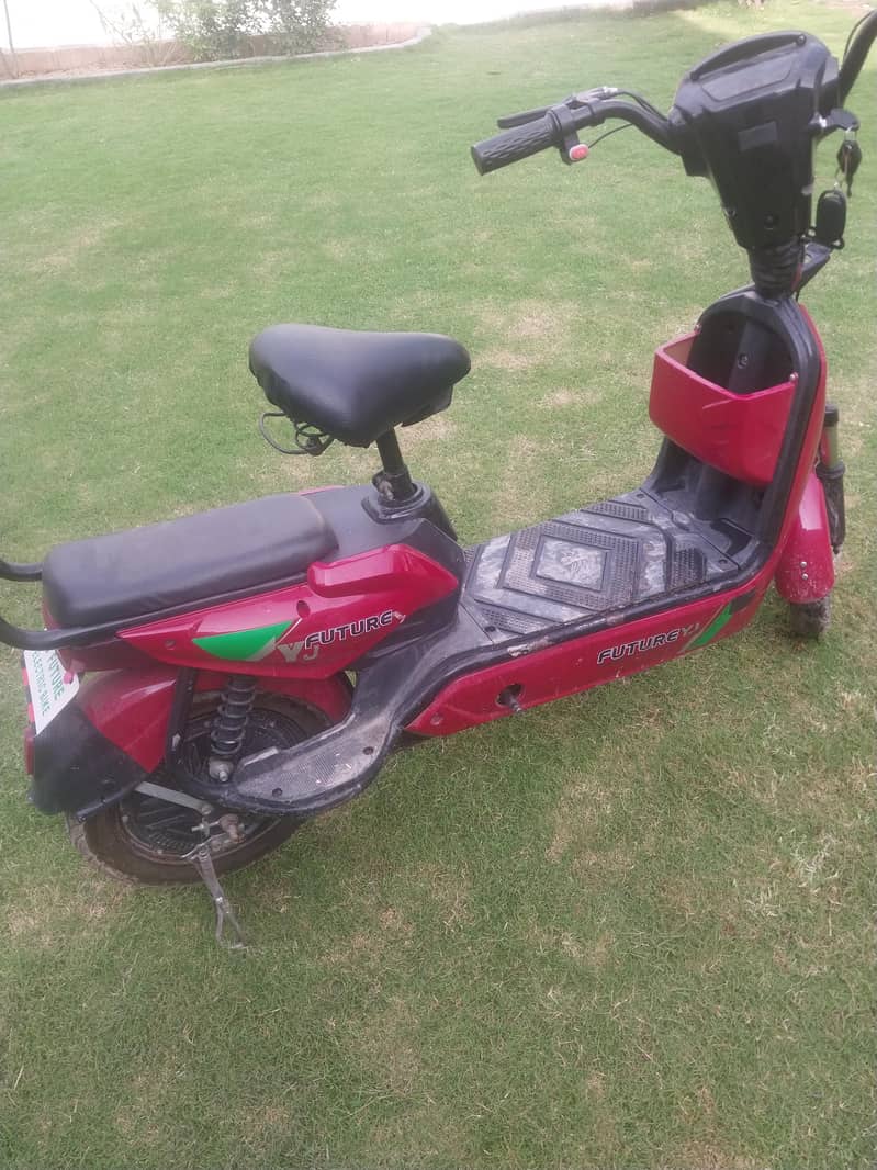 scooty 2