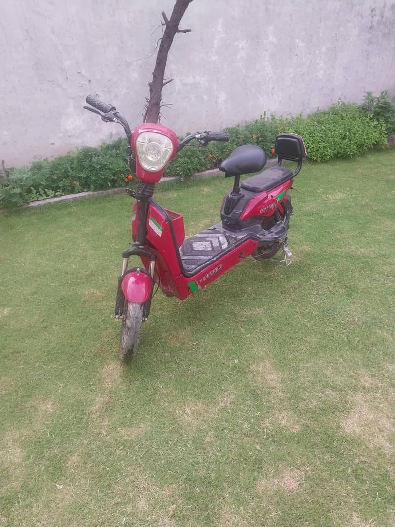 scooty 3