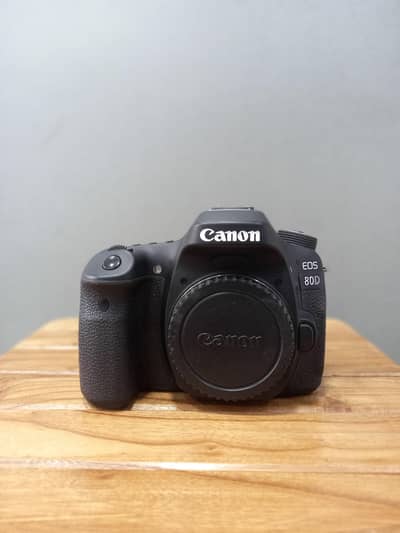 Canon EOS 80D DSLR Camera (Body Only) For Sale