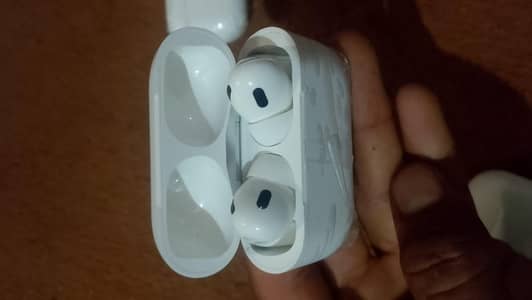 Pro 2 looss good condition and good battery timing
