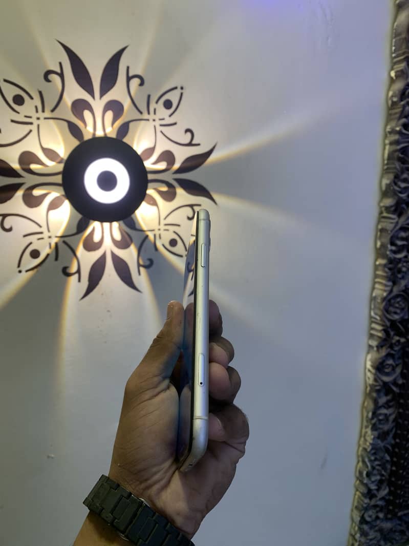 Apple iPhone 11 2