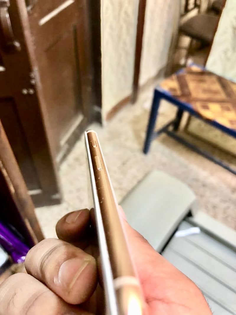 Apple iPhone 8 2