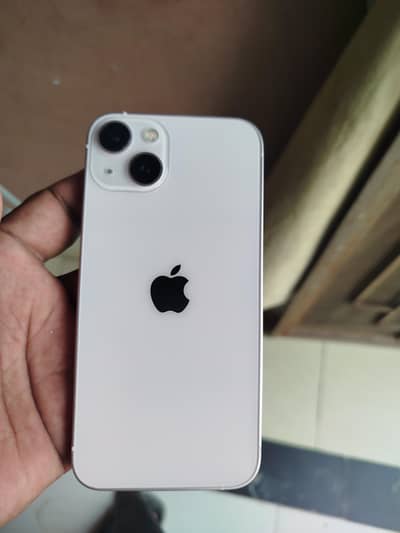 Apple iPhone 13
