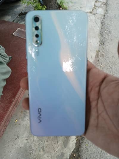Vivo S1