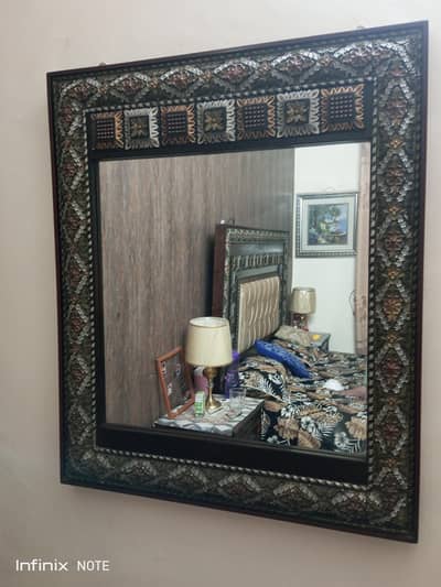 bed & mirror
