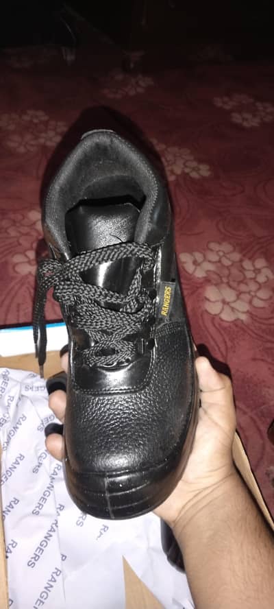 safety shoes