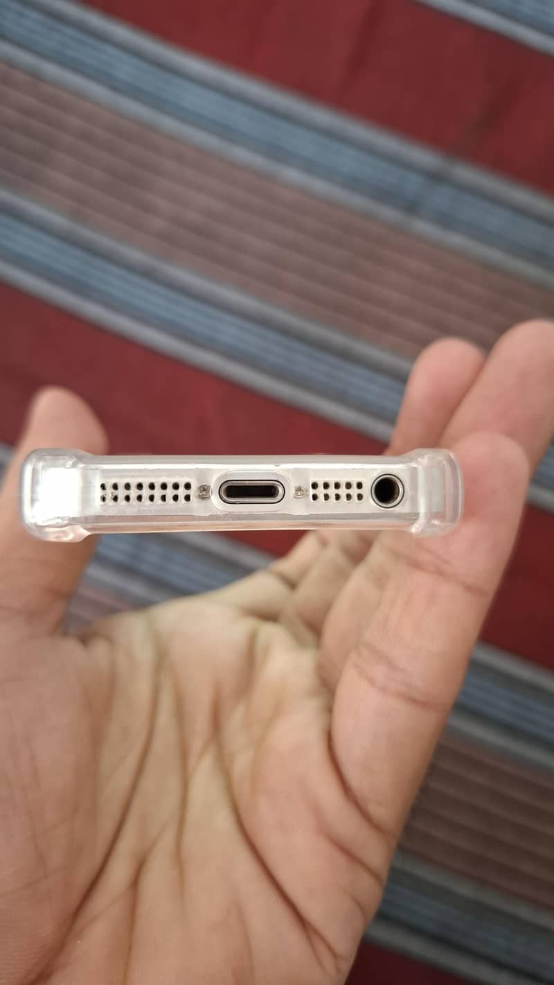 Apple iPhone 5s 1