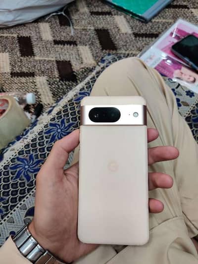 Google Pixel 8