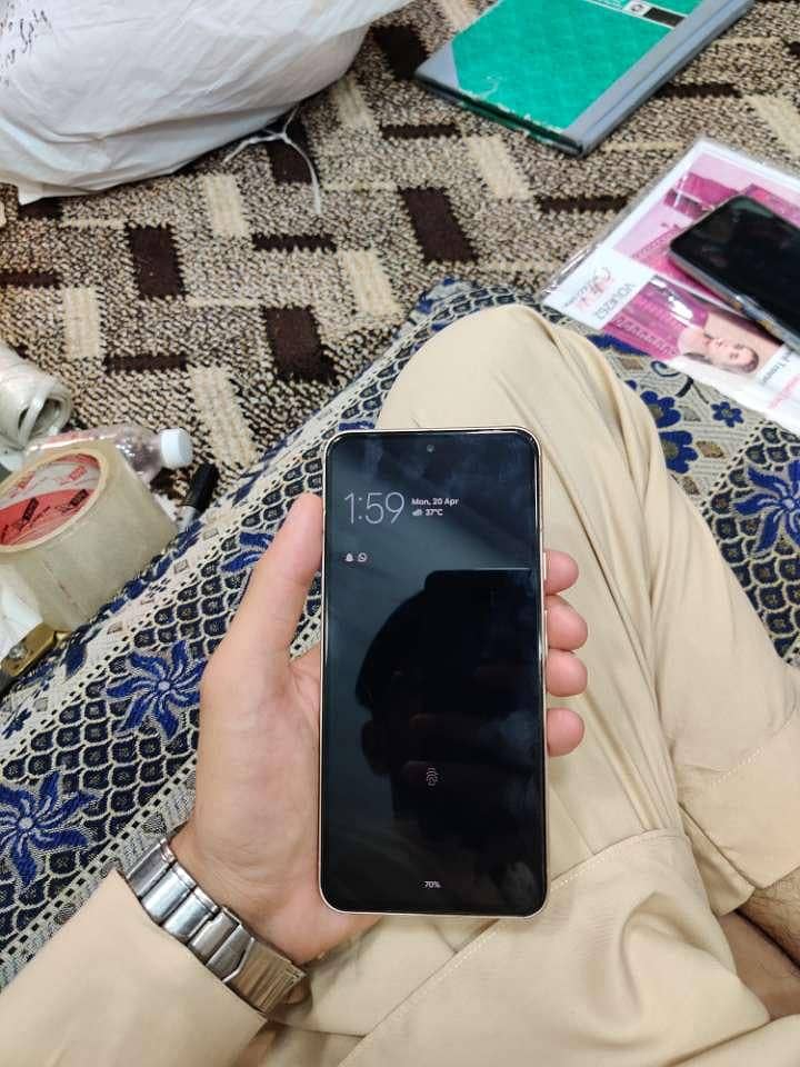 Google Pixel 8 1