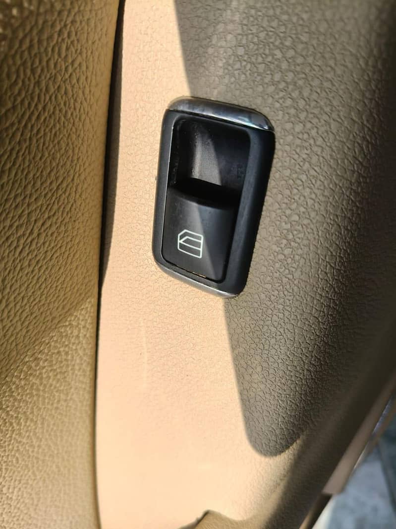 Mercedes E Class 2012 10