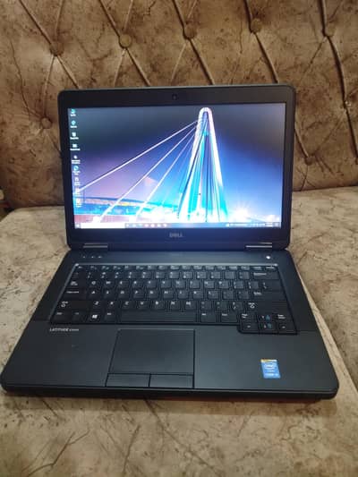 Dell Latitude E5440 Core i5 4th generation 8gb Ram 128gb SSD Drive