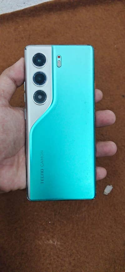 Tecno CAMON 40 Pro