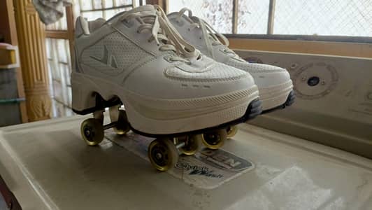retractable skating shoes "size 8"