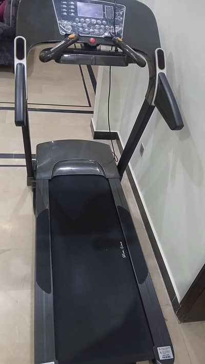 treadmill for sale in  10/10 condition