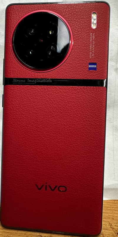 Vivo X90s