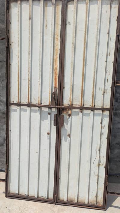 3.5 × 7 Ft Heavy Iron/Metal Door for Sale – Good Condition