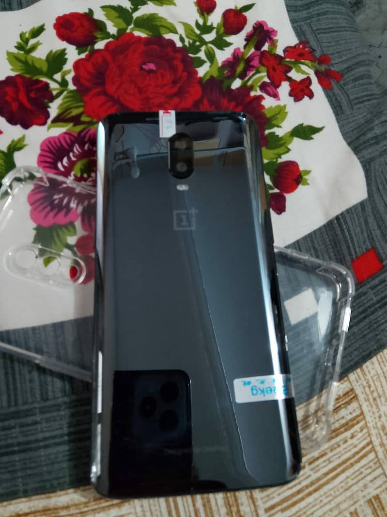 One Plus 6T 1