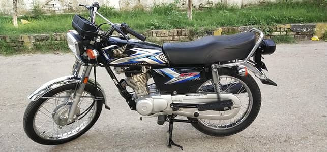 Honda 125 Model 2025 Black Brand New Condition