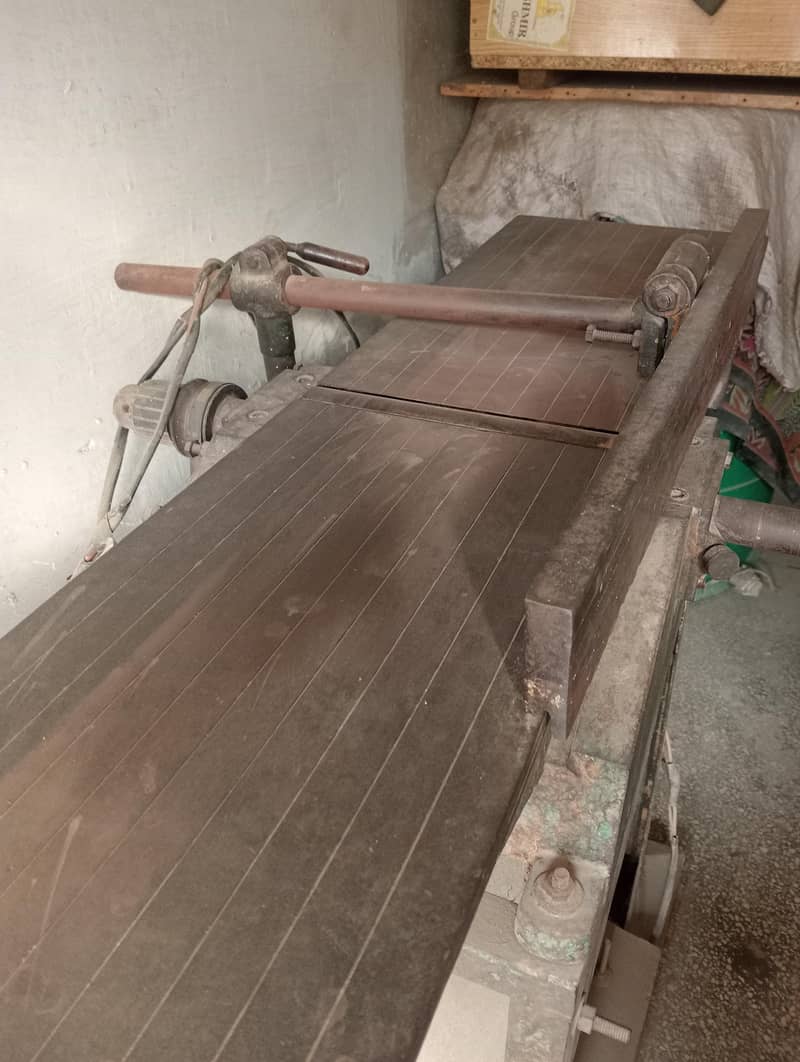 لکڑی رندہ مشین برائے فرخت / wood jointer 3
