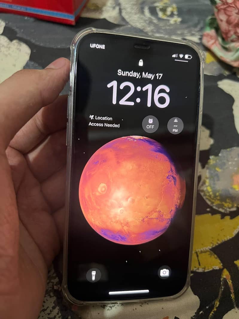 Apple iPhone 12 1