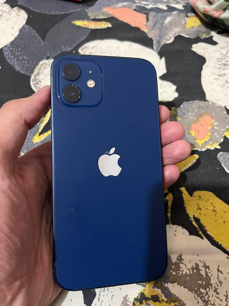Apple iPhone 12 10