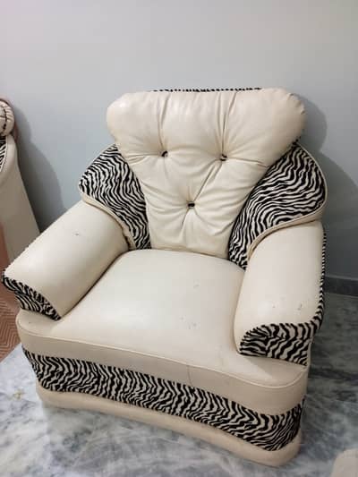 7 Seater sofa set