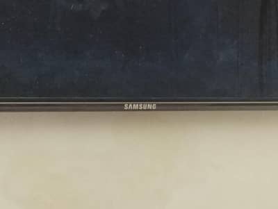 SAMSUNG SMART TV 55 INCH WITH BOX