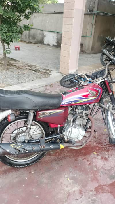 Honda 125 17 model
