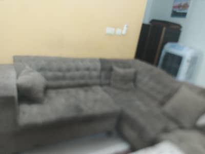 urgent sale on sofa 6 seater