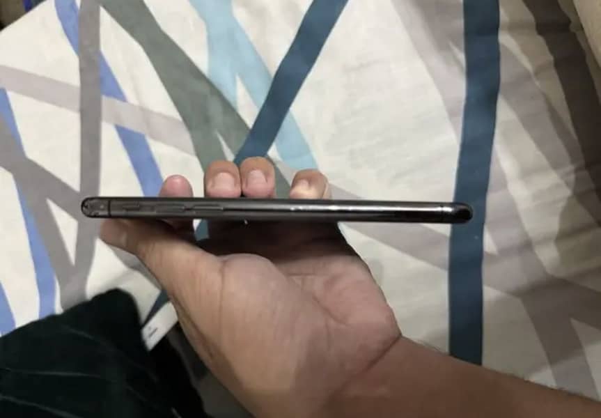 Apple iPhone X 2