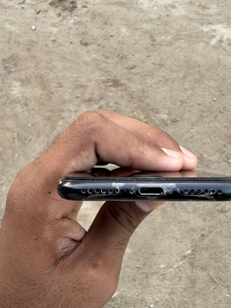 Apple iPhone SE 0