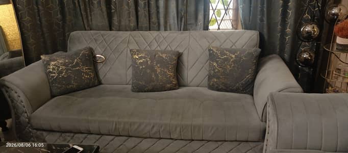 5seater sofa set in best condition