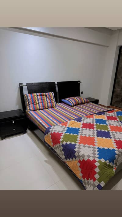 Kingsize bed with mattress
