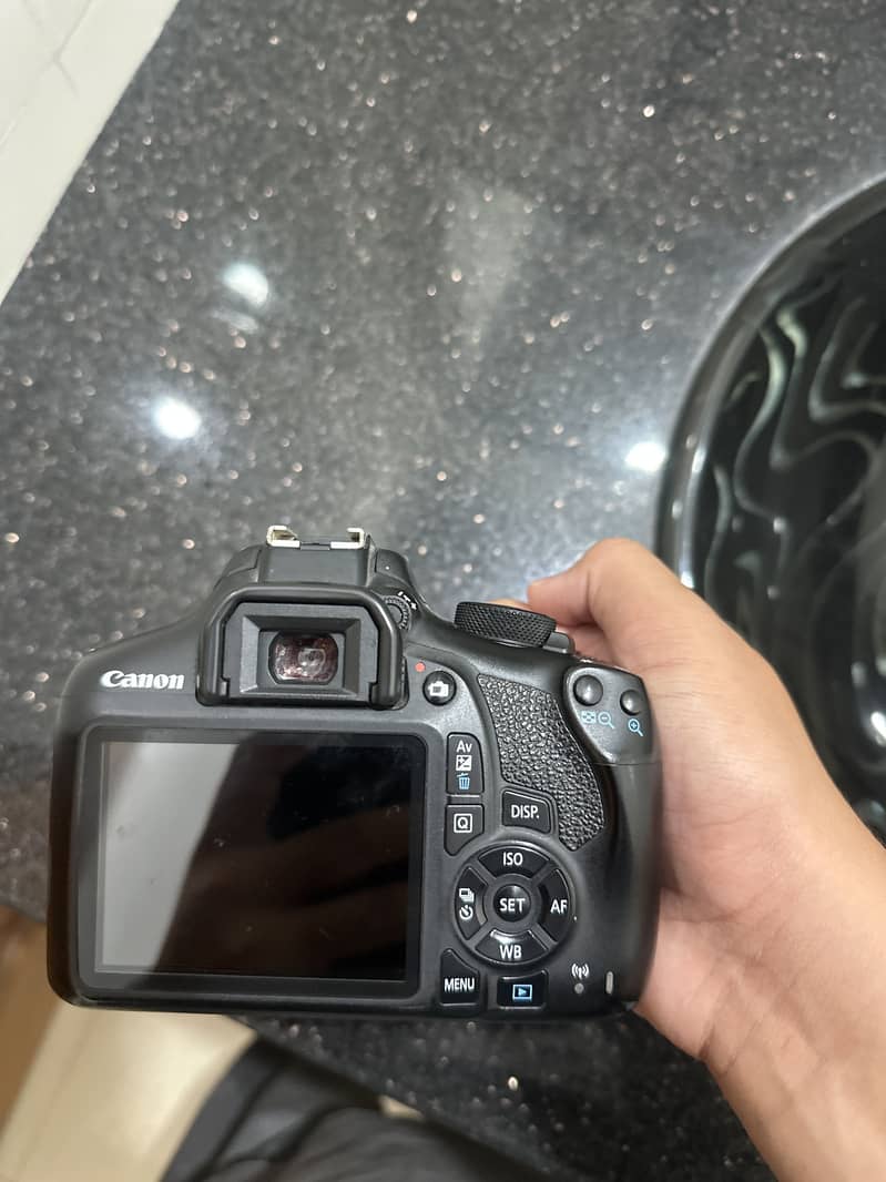 1300d 2