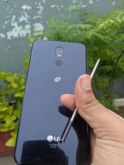 LG Stylo 5.3gb 32gb Non pta. All Beautiful phone.