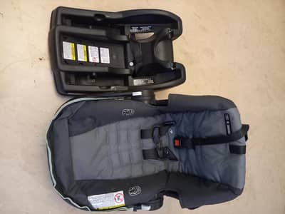 ALMOST NEW GARCO BABY CAR SEAT WITHOUT STROLLER
