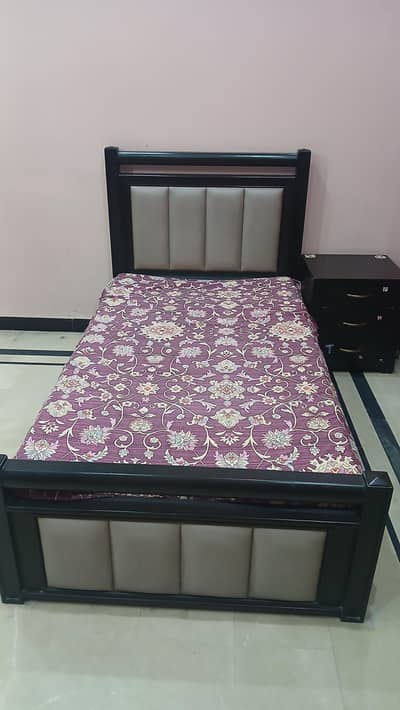single bed with side table includes master molty ortho mattress