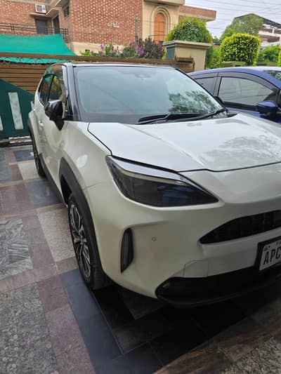 Toyota Yaris Cross Hybrid Z AWD 2021 – For Sale