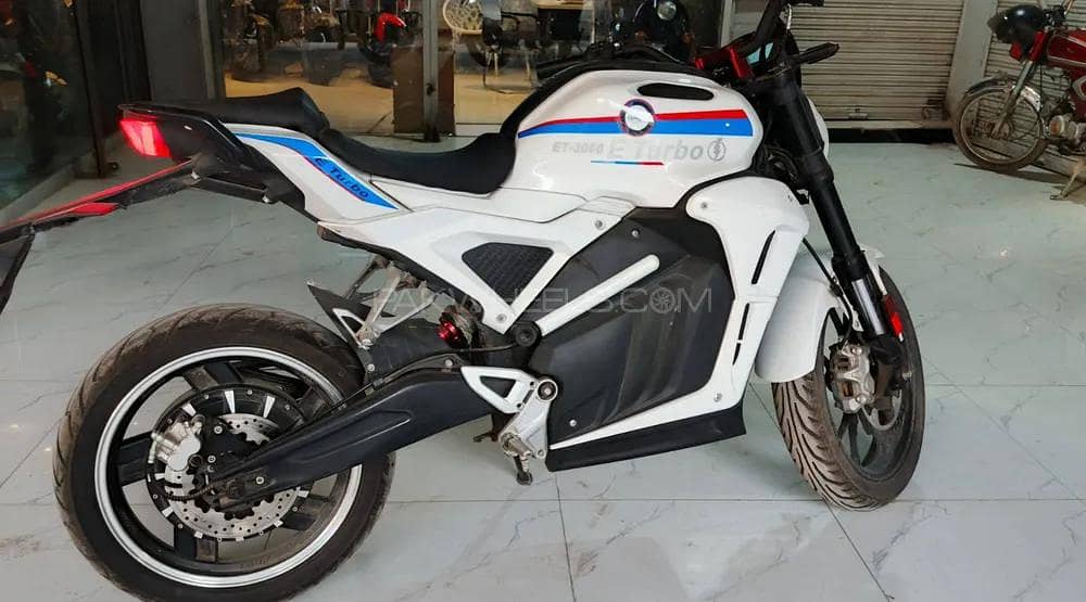 Evo E-Turbo 0