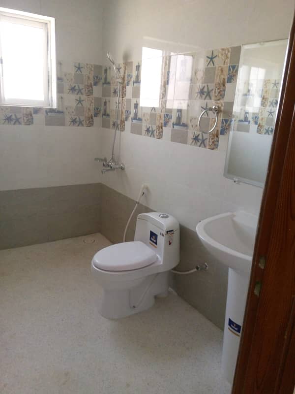 Upper Portion For Rent 13