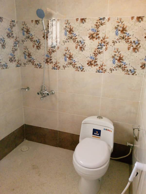 Upper Portion For Rent 15