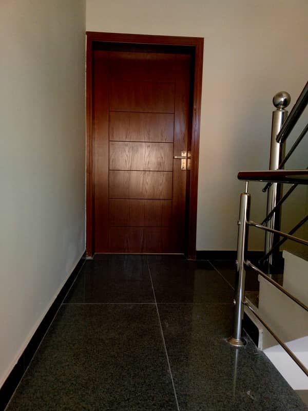 Upper Portion For Rent 17