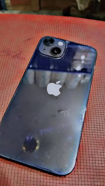 Apple iPhone 13