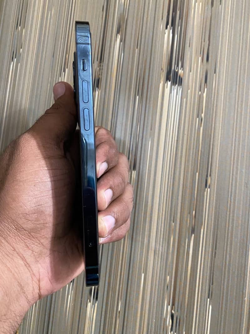 Iphone 12 Pro 3