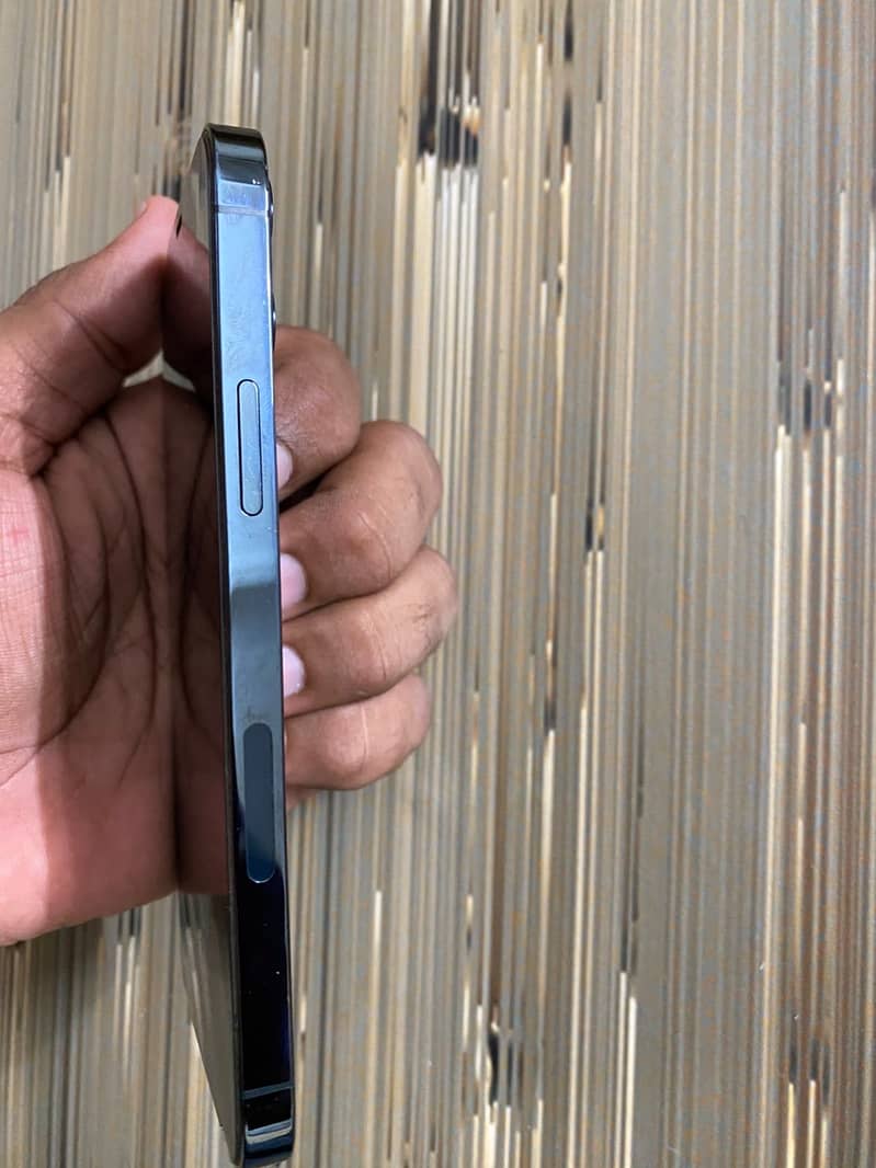 Iphone 12 Pro 4