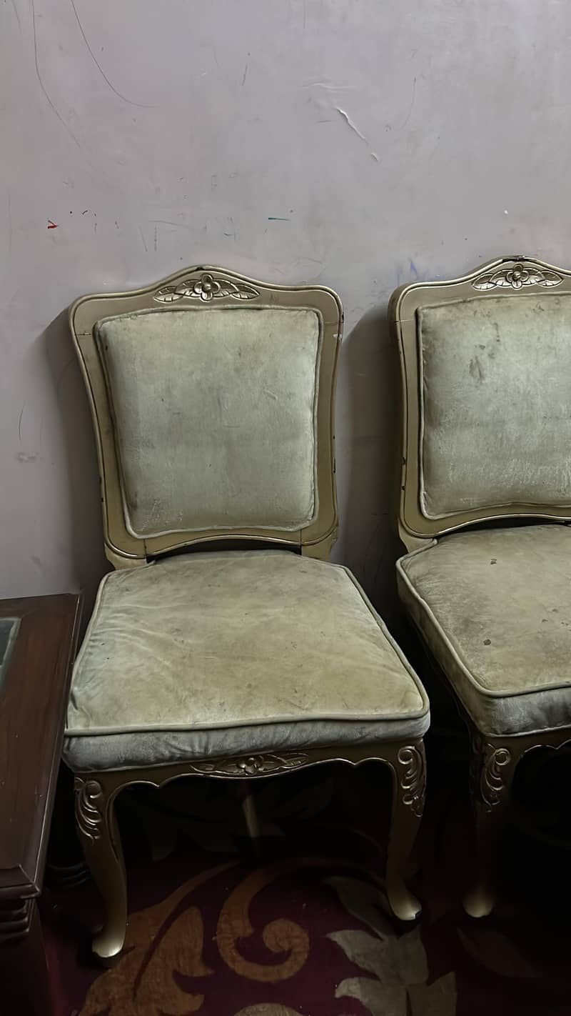 6 seater Dining table 3
