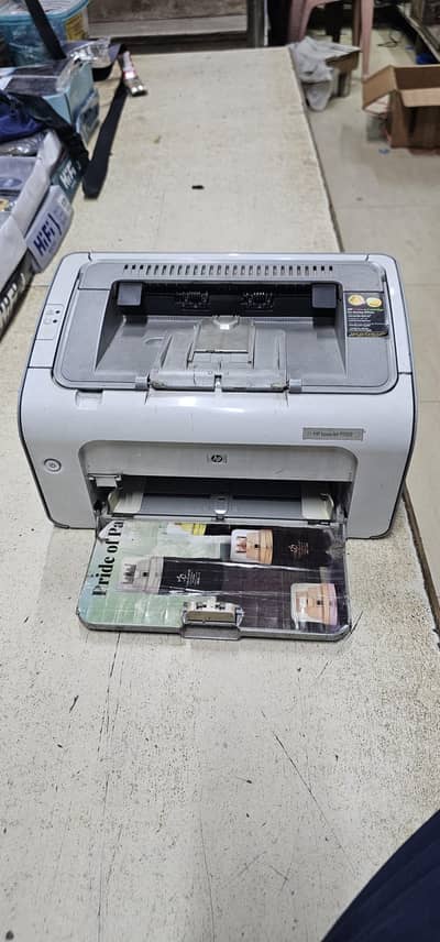 HP lazer jet printer p1102