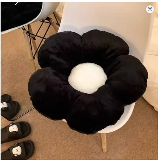 Lovely Daisy Girl Heart Petal Pillow Sunflower Back Cushion Sofa Flowers Bay Window Living Room Net Red Light Luxury A R2873